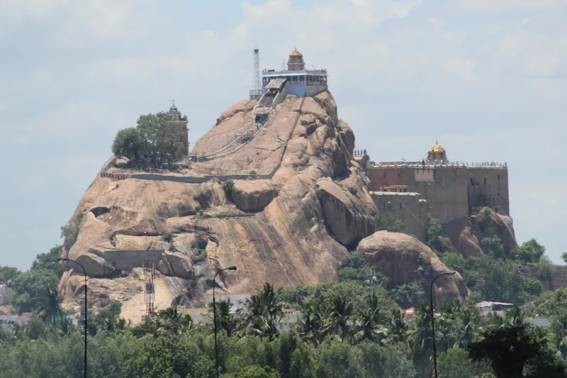 Chennai to Trichy taxi service